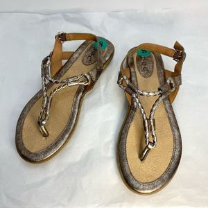 B.o.c Palti Flat Sandal Silver & Gold Gladiator Strap Women’s sz 8 Cushioned